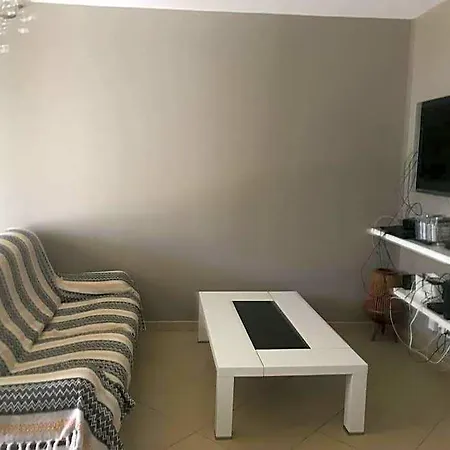 Apartment T3 Avec Jardin Proche Commerces Et Aeroport Borgo (Corsica)