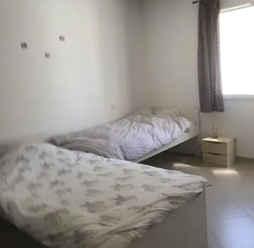 T3 Avec Jardin Proche Commerces Et Aeroport * Borgo (Corsica)